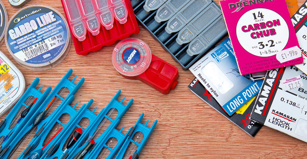 A Beginner's Guide to Pole Fishing Rigs – How to Build Your Own Pole Rigs