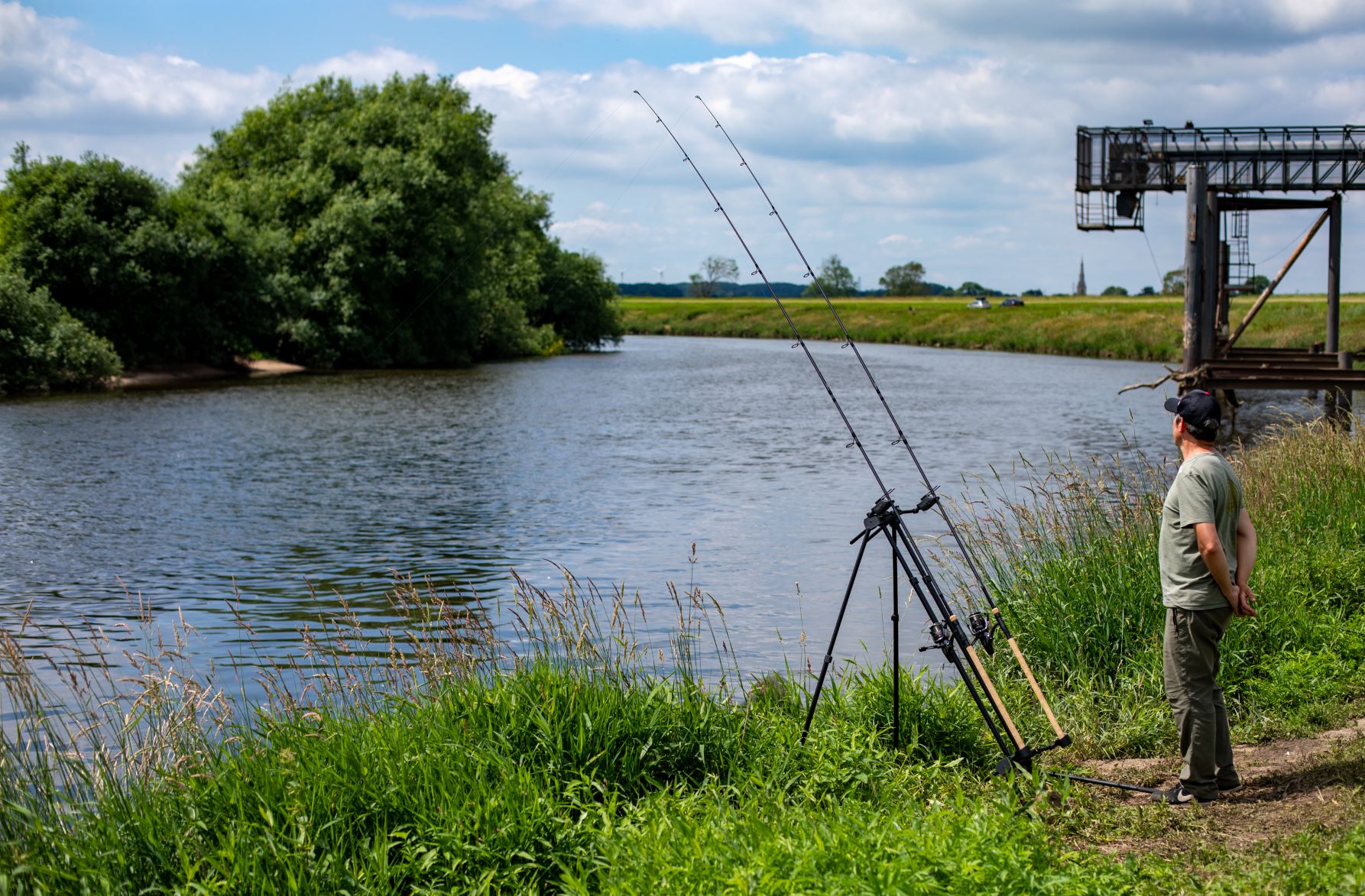 An Effective Rod Pod for Carp Fishing - Advanta Discovery RVS 3 Rod Pod