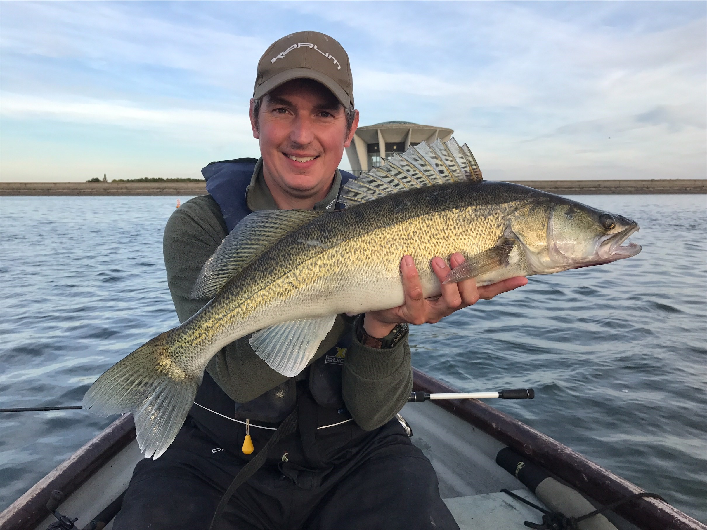 Reservoir Zander - Phil Spinks