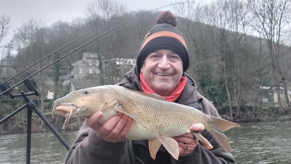 Specialist Fishing Tackle for Barbel Barbel Capture