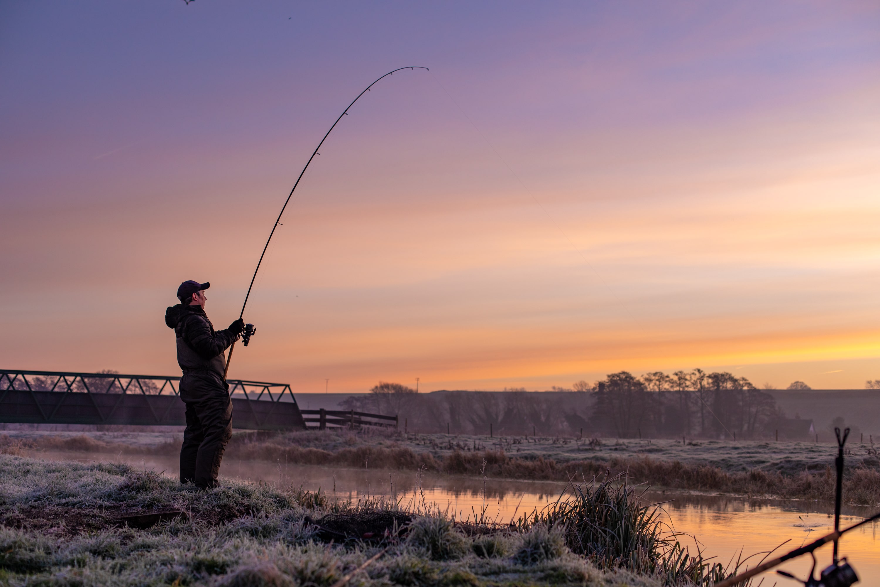 How do you stay warm when fishing in winter?